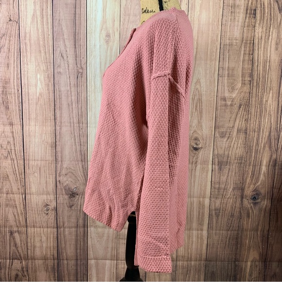 Carpetcom women’s size medium pink knit sweater NWT - Picture 5 of 9